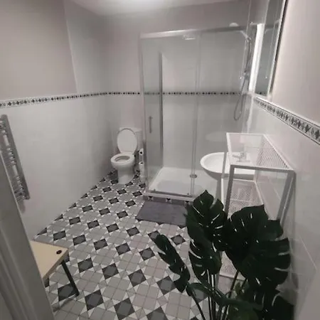 Apartment Prime Location *